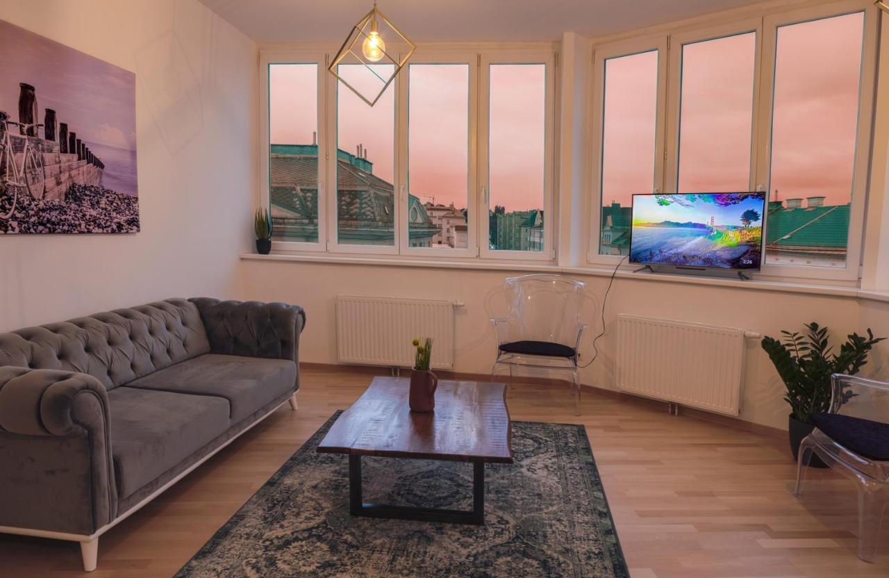Gesamte Unterkunft Ueber Den Daechern Wiens Exteriér fotografie