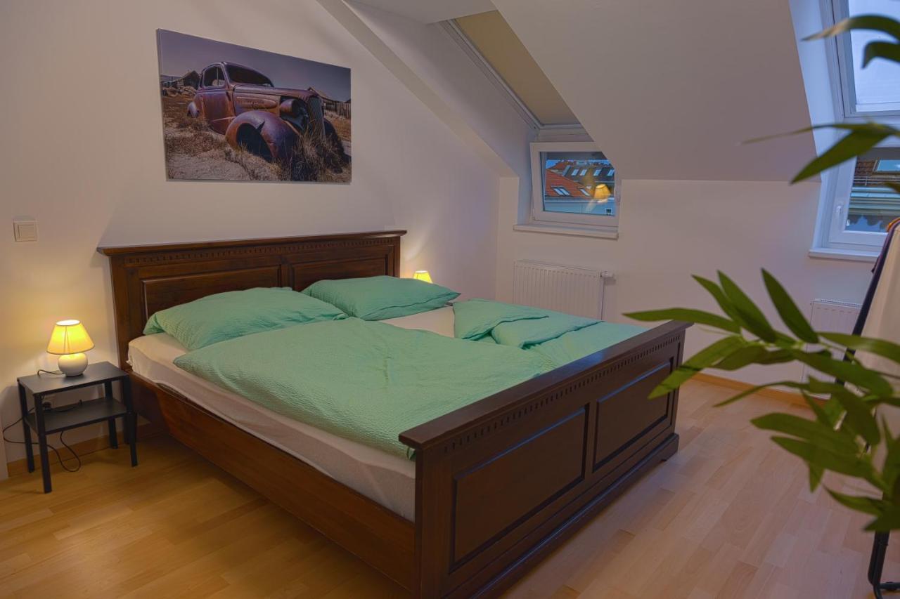 Gesamte Unterkunft Ueber Den Daechern Wiens Exteriér fotografie