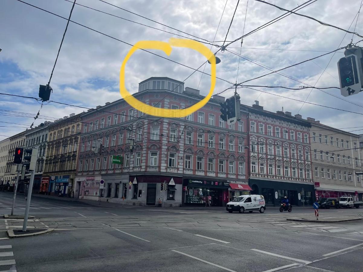 Gesamte Unterkunft Ueber Den Daechern Wiens Exteriér fotografie